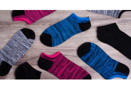 Calzini corti: come valorizzare scarpe e look con stile