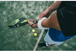 Calze Tecniche Sportive: La Guida Definitiva per Tennis, Ciclismo, Corsa, Trekking e Sci
